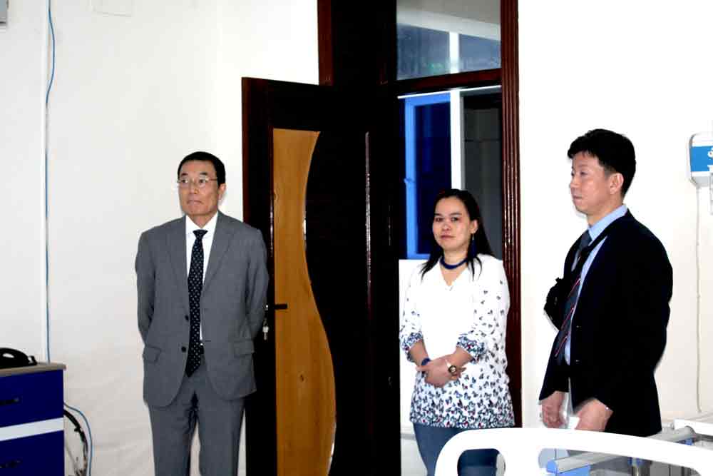 The honorable ambassador of Japan in Afghanistan visited Zwan Curative Hospital on 01/Aug/22